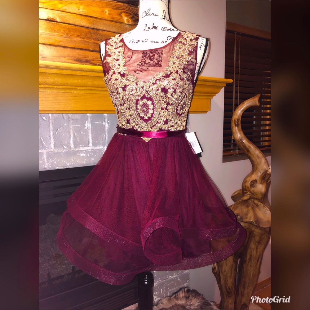 😍 Burgundy dress 😍